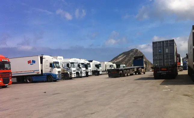 «بلوكاج» ميناء طنجة المتوسطي يتسبب في فساد أطنان من السلع