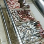 أسماك المضيق سوق السمك (3)