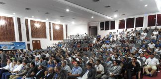 ربابنة وبحارة يشرحون تحديات قطاع الصيد بالجر في لقاء تاريخي باكادير