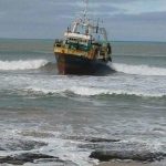 جنوح باخرة للصيد في اعالي البحار بسواحل الداخلة 7 مارس 2018
