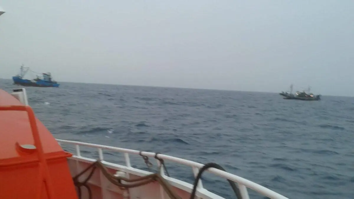 مركب “السالك” يجنب سواحل بوجدور فاجعة بشرية