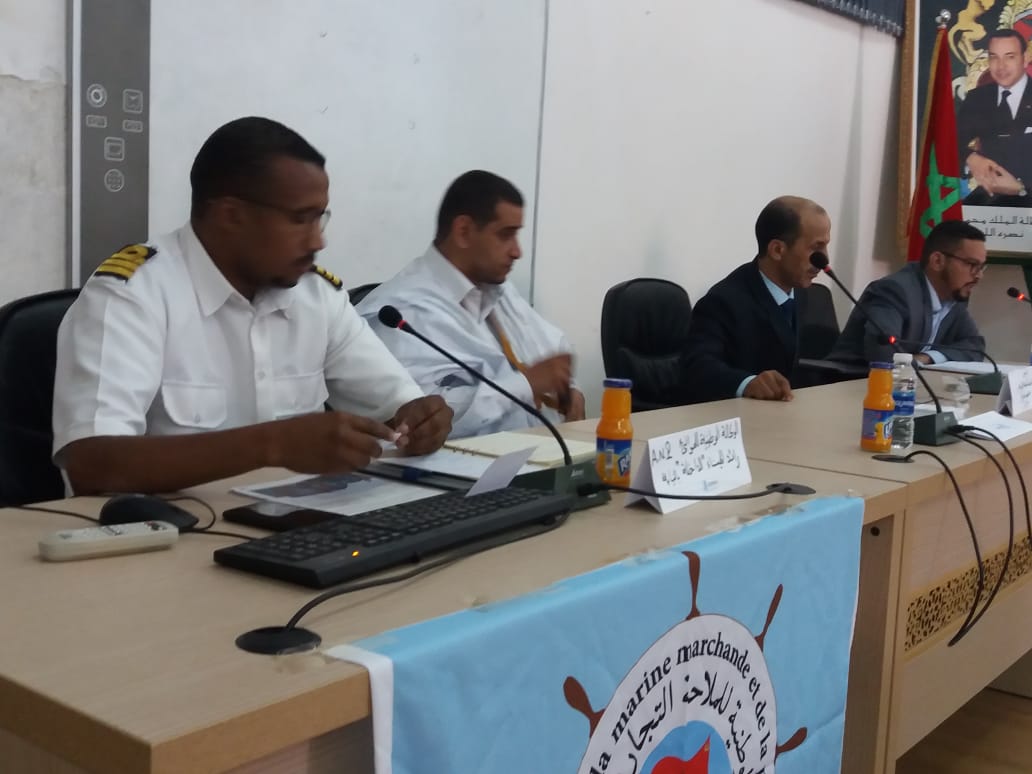 الداخلة .. هيئة وطنية تجمع فاعلين ومتدخلين حول موضوع “الملاحة بقناة الميناء.. القوانين والمهام”