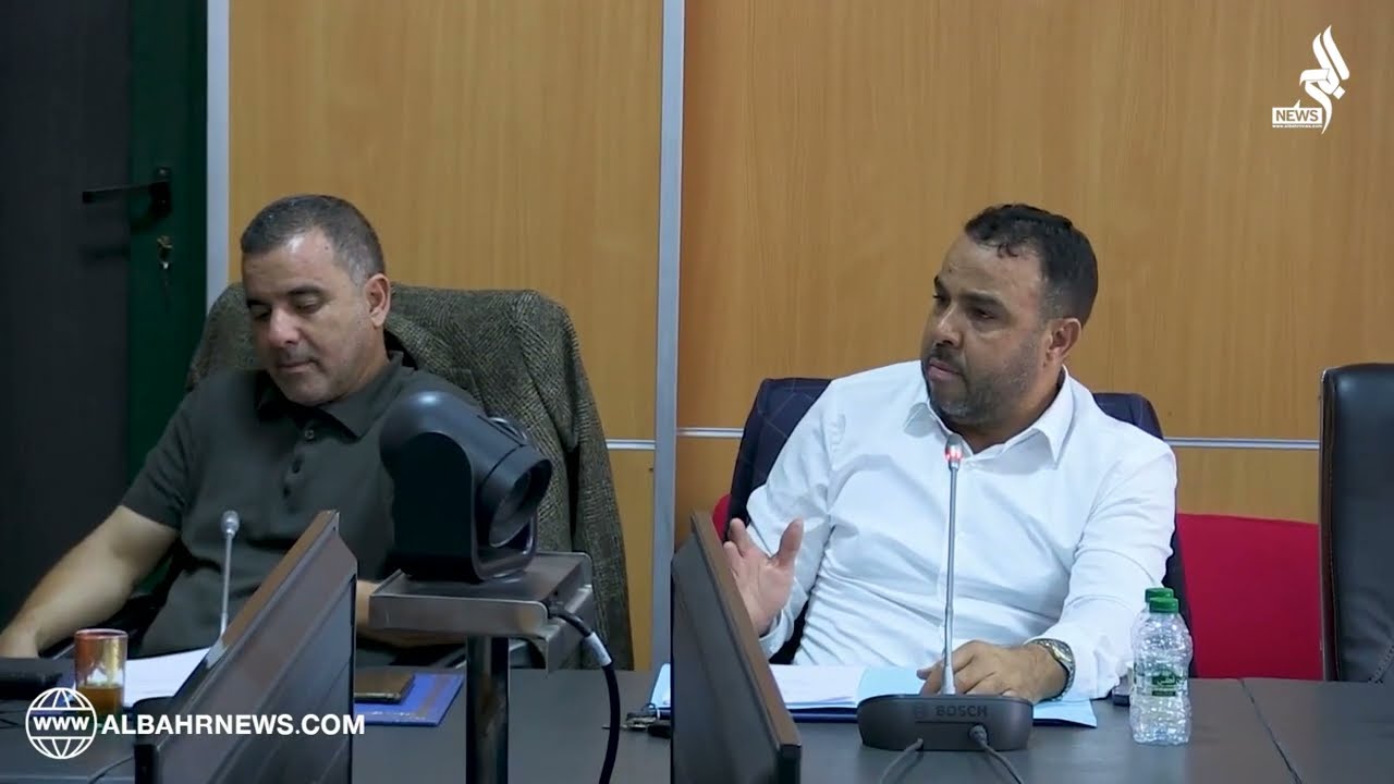 الغرفة الوسطى تعبّر عن قلقها من طحالب شاطئ أكادير وتطالب المعهد العلمي بالتوضيح