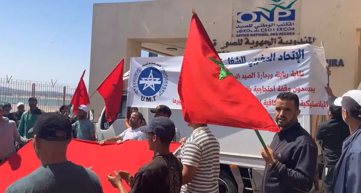 الصويرة .. “الخاوي” يشعل احتجاجات مهنيي الصيد الساحلي بالجر في الميناء